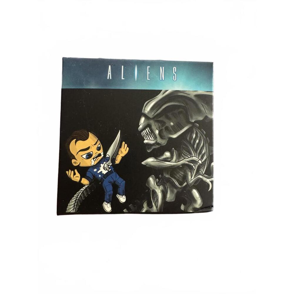 Aliens “Queen Takes Bishop” Loot Crate Vinyl Figure •‎ Sealed Box • PhatMojo